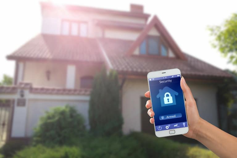 Beefing Up Your Home Security: 5 Benefits of a Wireless Driveway Alarm